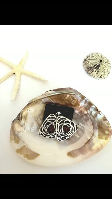 گوشواره مینیمال خاص برنجی